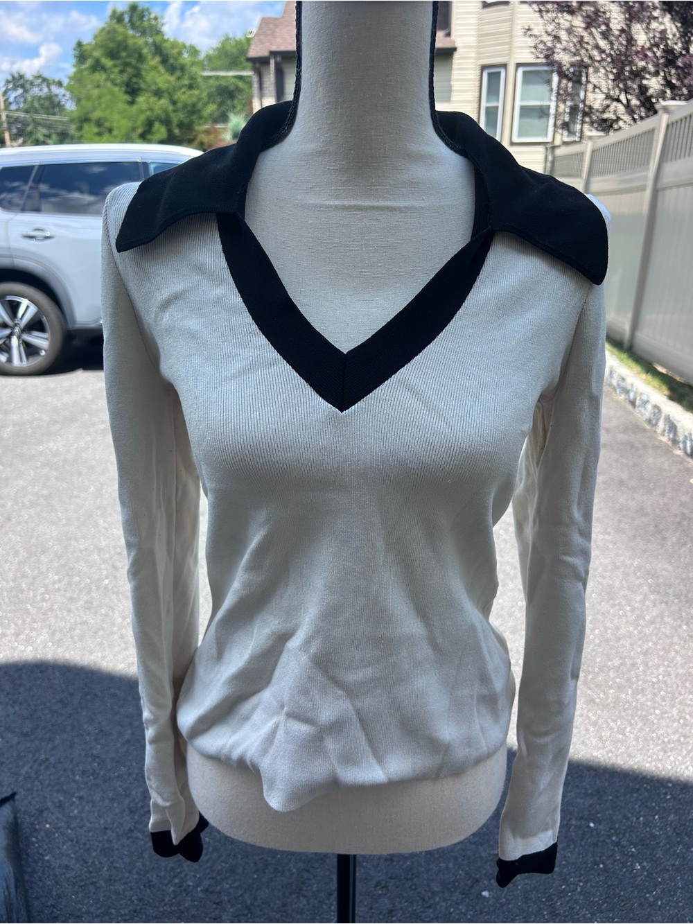 Express Cream V-Neck Sweater with Black Contrast Collar